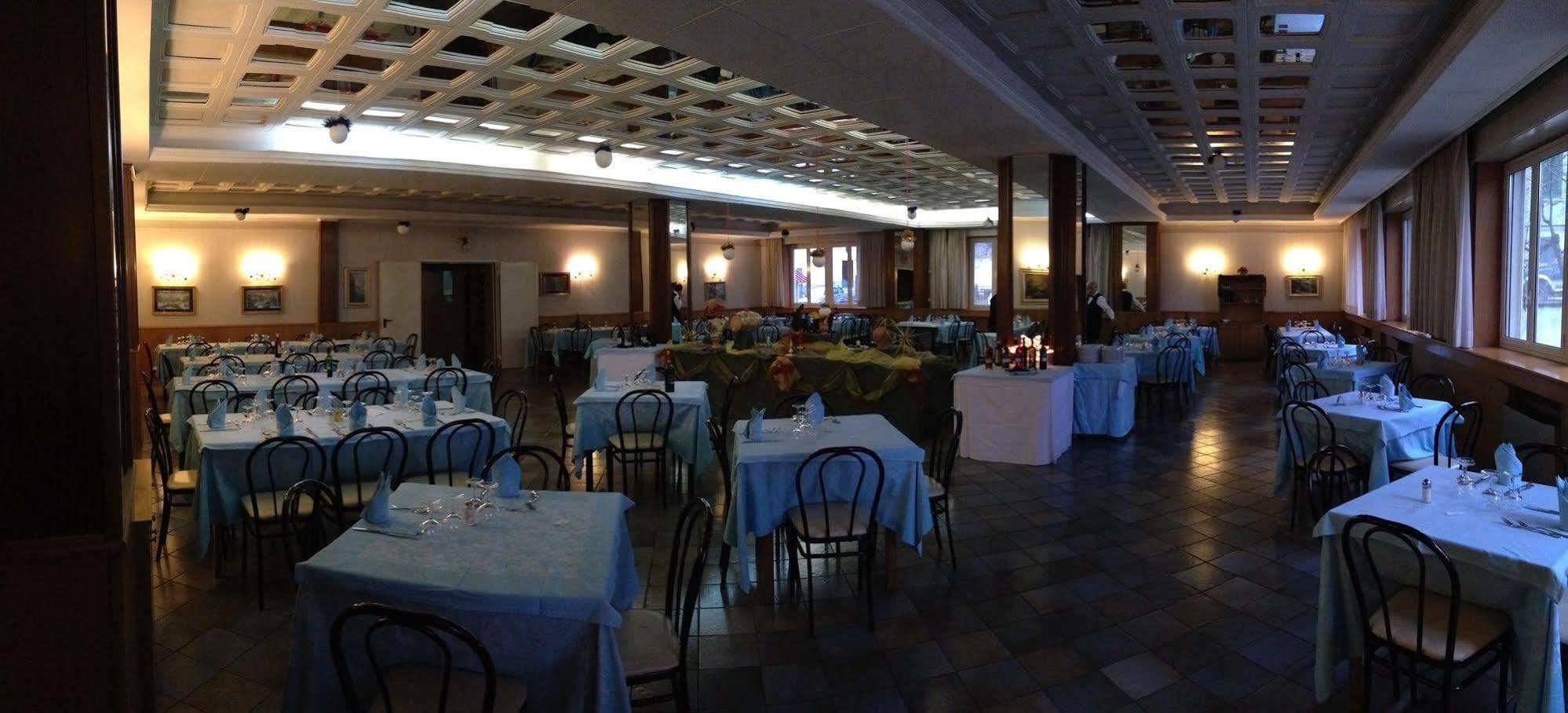 Hotel Tasso Камільятелло-Сілано Екстер'єр фото