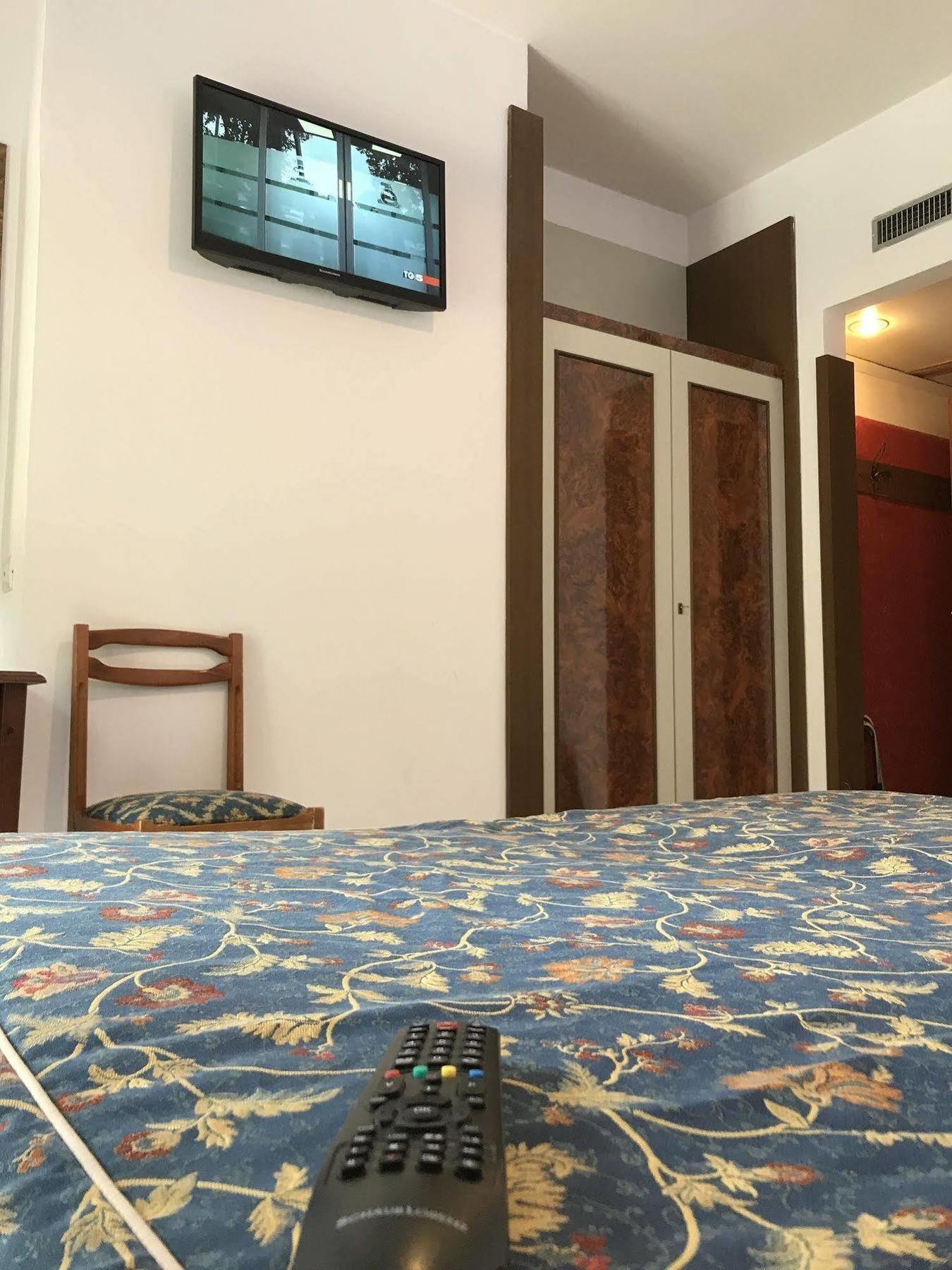Hotel Tasso Камільятелло-Сілано Екстер'єр фото